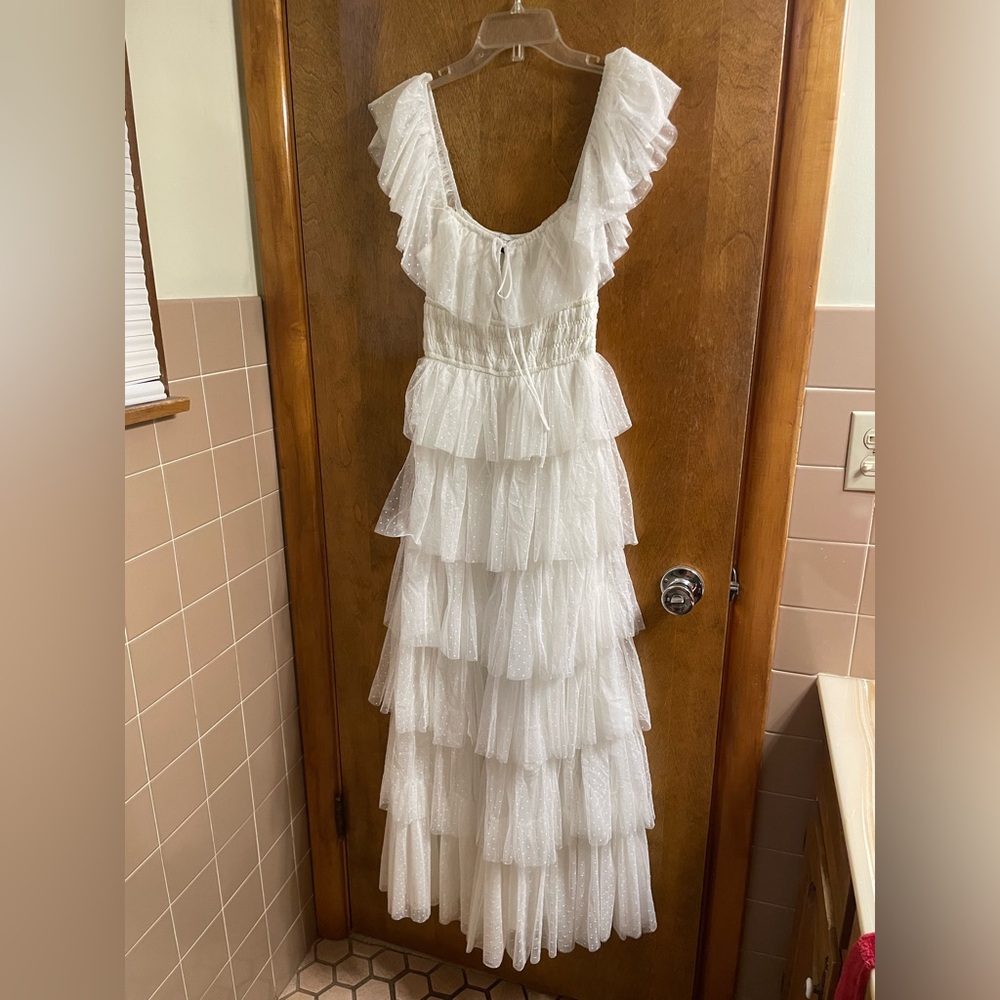 Elegant White Tiered Ruffle Dress